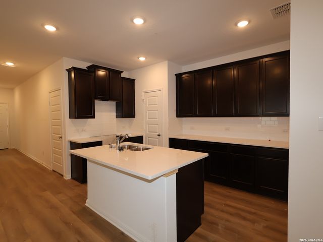 6224 Medina Oasis, San Antonio, TX 78245