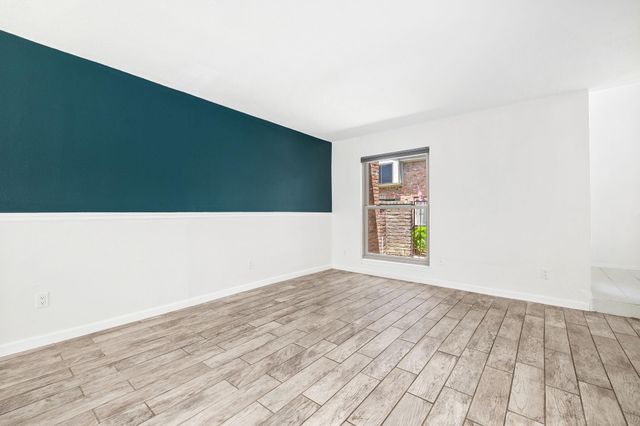 9263 Westwood Village Drive 50, Houston, TX 77036