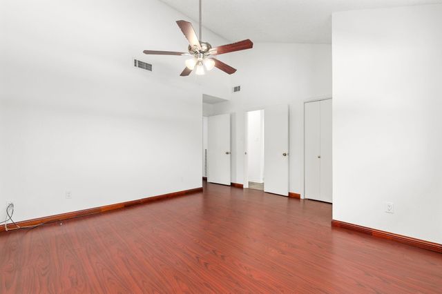 9263 Westwood Village Drive 50, Houston, TX 77036