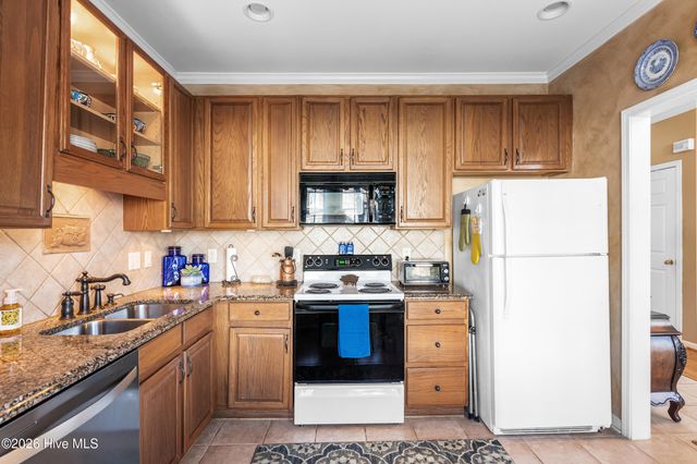 108 Lumina Place, Holly Springs, NC 27540