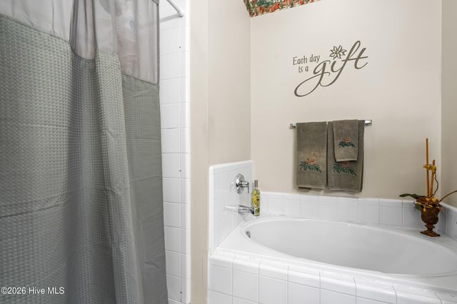 108 Lumina Place, Holly Springs, NC 27540