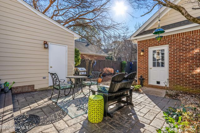 108 Lumina Place, Holly Springs, NC 27540