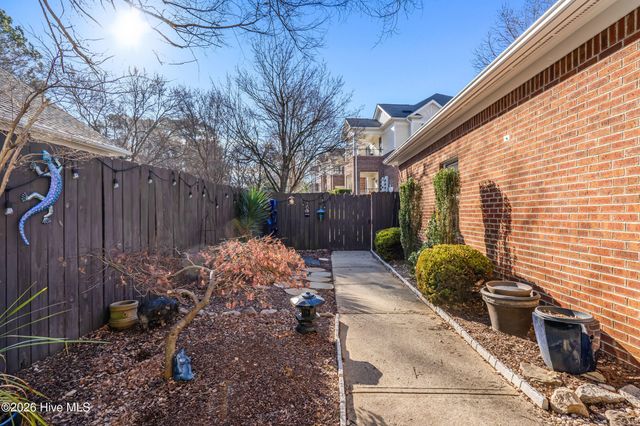 108 Lumina Place, Holly Springs, NC 27540