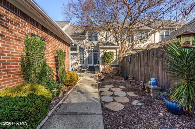 108 Lumina Place, Holly Springs, NC 27540