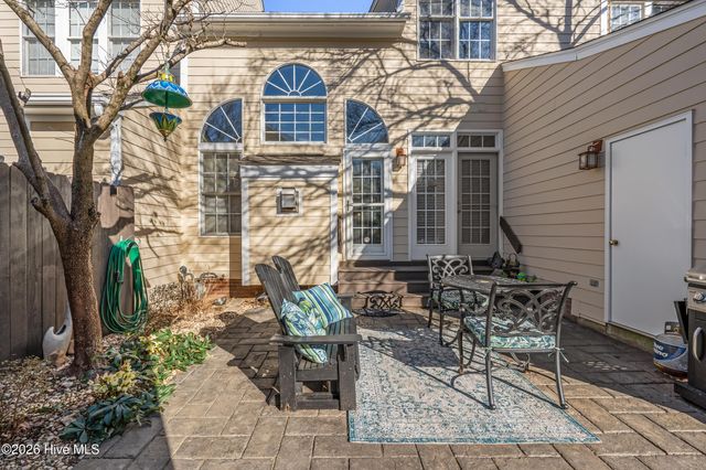 108 Lumina Place, Holly Springs, NC 27540