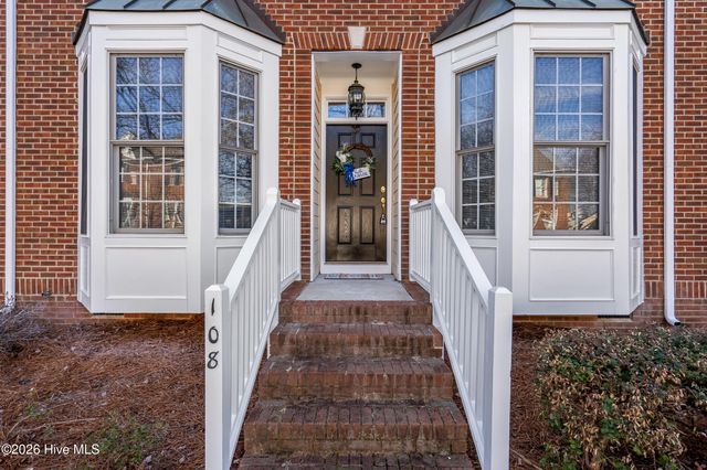 108 Lumina Place, Holly Springs, NC 27540