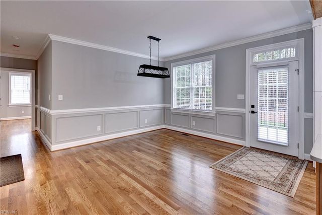 155 Red Berkshire, Williamsburg, VA 23188