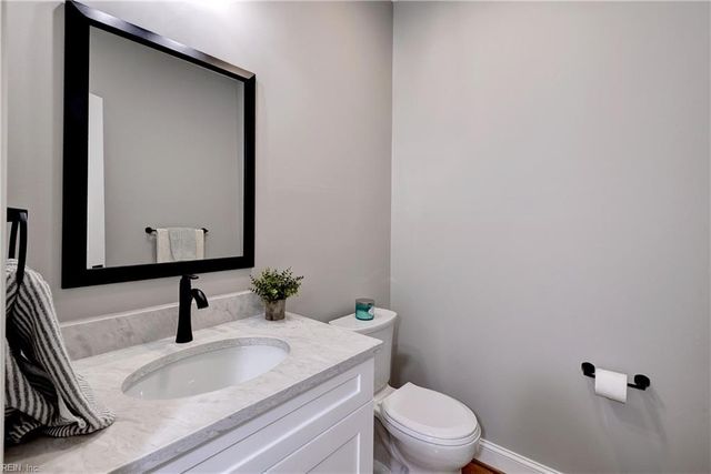 155 Red Berkshire, Williamsburg, VA 23188