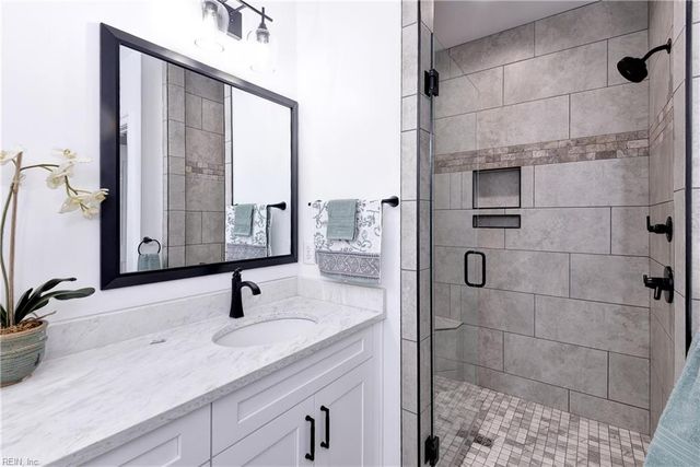 155 Red Berkshire, Williamsburg, VA 23188