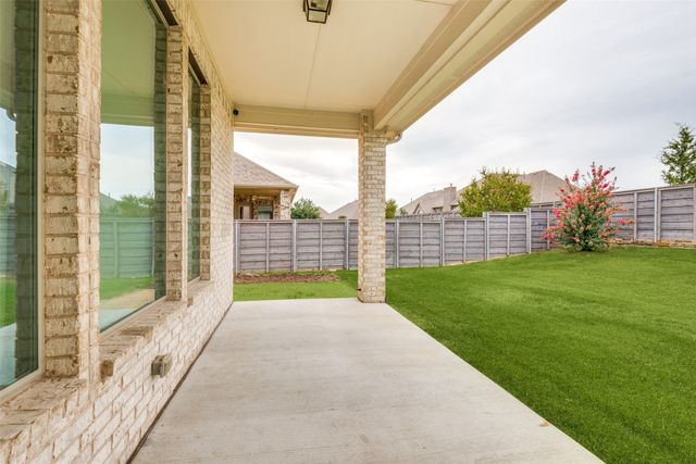 708 Dusty Trail, Little Elm, TX 76227
