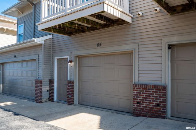 11217 N Oakwood Dr Unit 65, Peoria, IL 61615