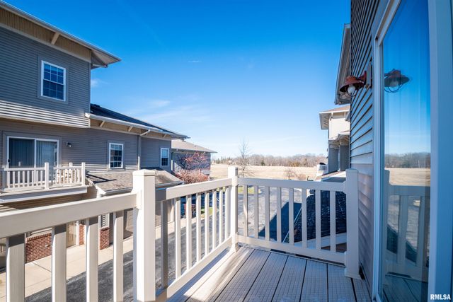 11217 N Oakwood Dr Unit 65, Peoria, IL 61615