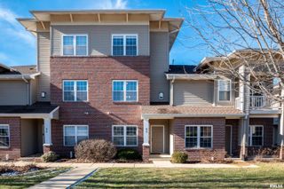 11217 N Oakwood Dr Unit 65, Peoria, IL 61615