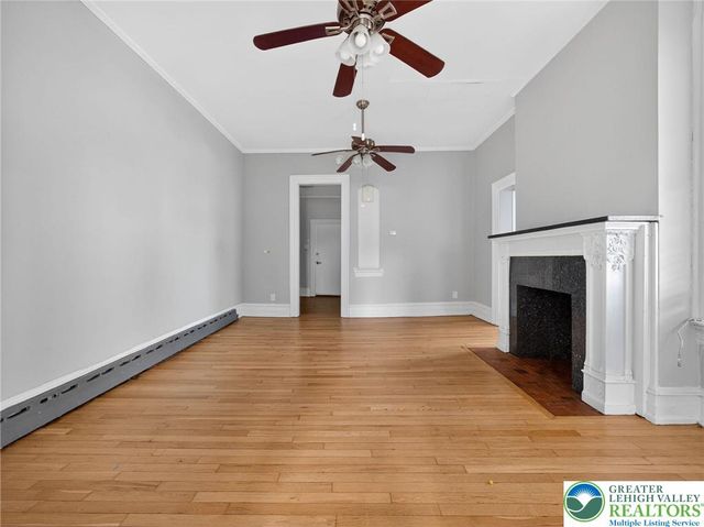 542 West Walnut Street 1R, Allentown City, PA 18101