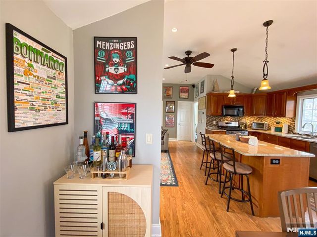 28 Woodside Drive, West Milford, NJ 07480