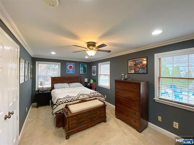 28 Woodside Drive, West Milford, NJ 07480