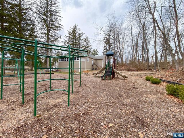 28 Woodside Drive, West Milford, NJ 07480