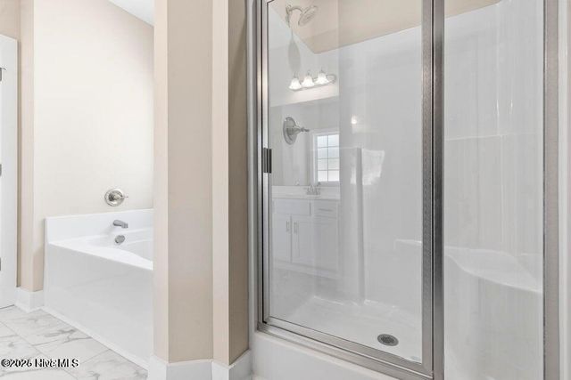 315 E Theriualt Court, Jacksonville, NC 28540