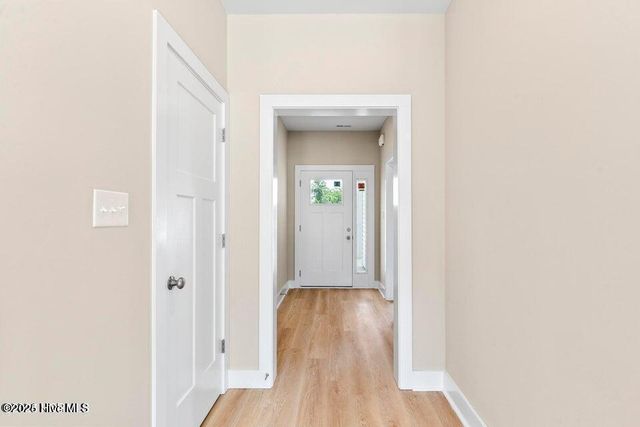 315 E Theriualt Court, Jacksonville, NC 28540