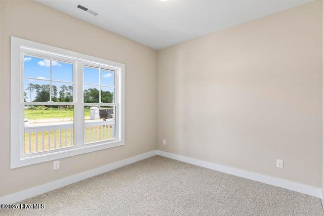 315 E Theriualt Court, Jacksonville, NC 28540