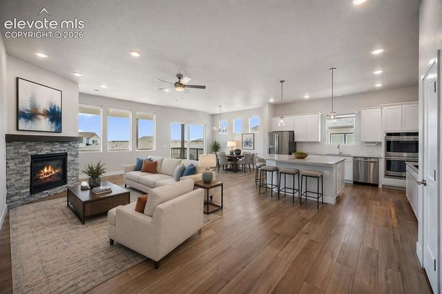 6950 Enclave Vista Loop, Colorado Springs, CO 80924