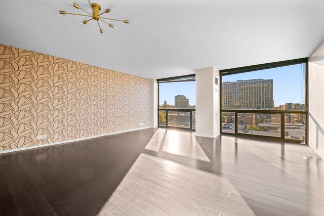 4343 N Clarendon Avenue 717, Chicago, IL 60613