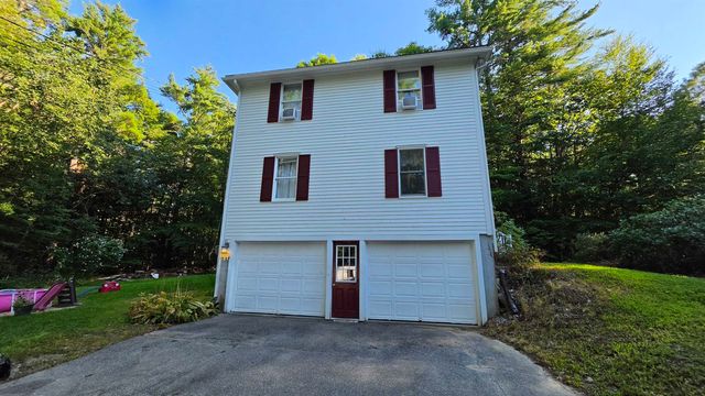 2 Greenleaf Drive, Exeter, NH 03833