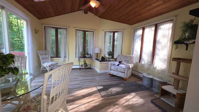 2 Greenleaf Drive, Exeter, NH 03833