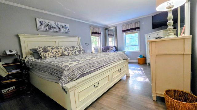 2 Greenleaf Drive, Exeter, NH 03833