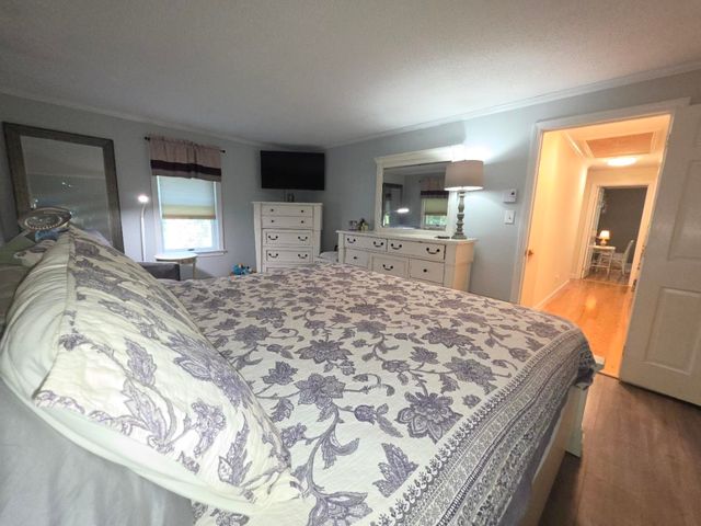 2 Greenleaf Drive, Exeter, NH 03833