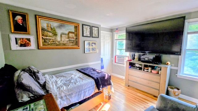 2 Greenleaf Drive, Exeter, NH 03833