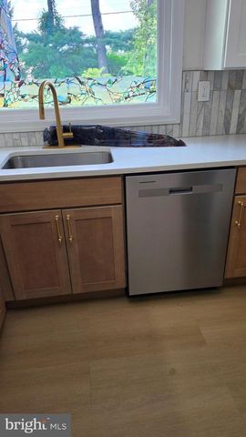 127 TOLEDO LN, Willingboro, NJ 08046