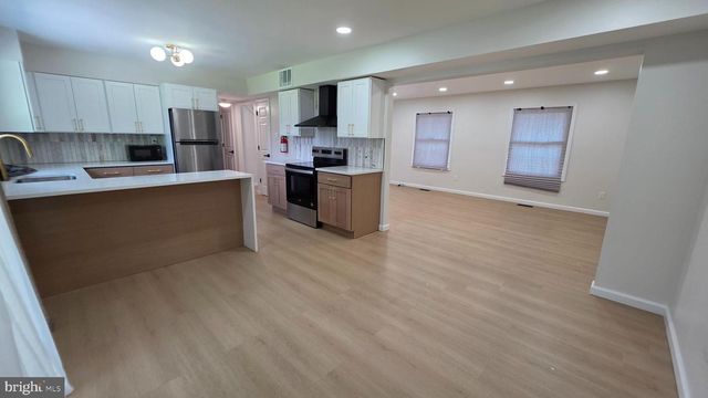 127 TOLEDO LN, Willingboro, NJ 08046