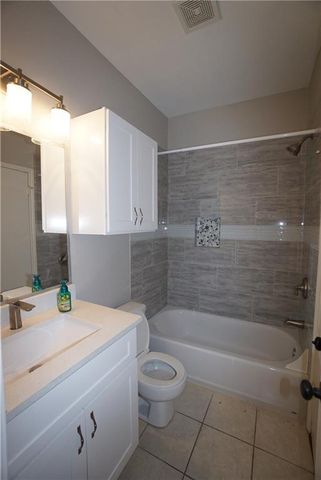 203 E 31st ST 103, Austin, TX 78705