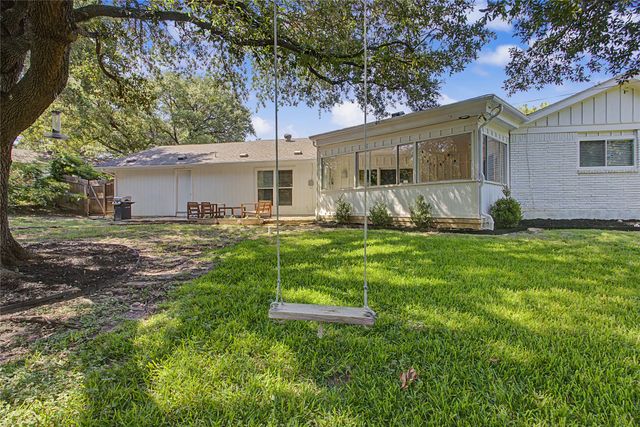 1921 Dakar Road E, Fort Worth, TX 76116