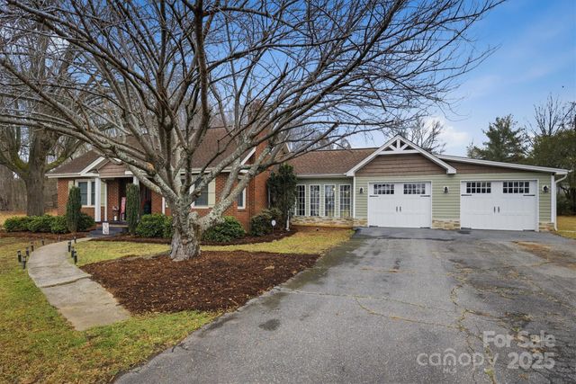 591 1st Avenue Drive SE, Taylorsville, NC 28681