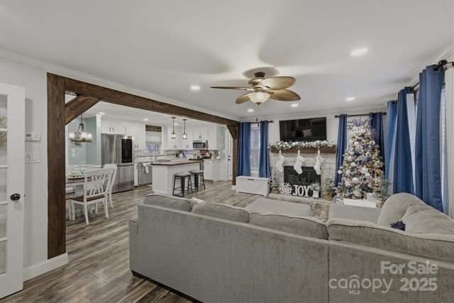 591 1st Avenue Drive SE, Taylorsville, NC 28681