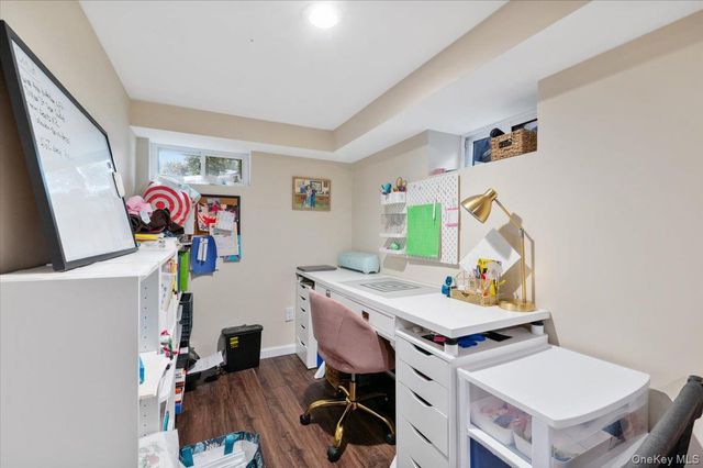 152 Manor Street, Plainview, NY 11803