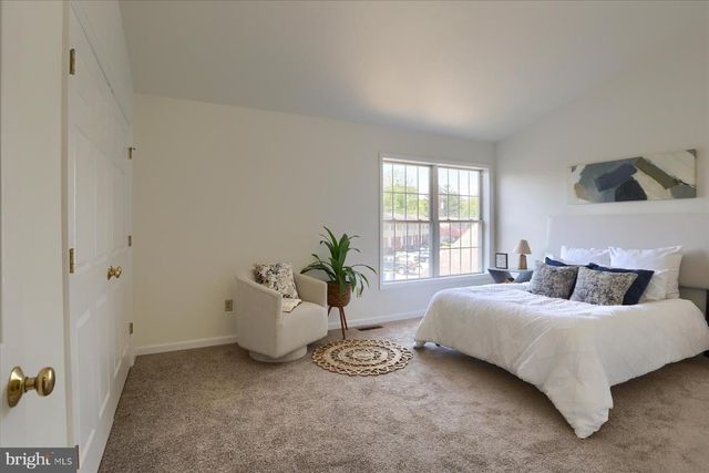 9115 JOYCE LN, Hummelstown, PA 17036