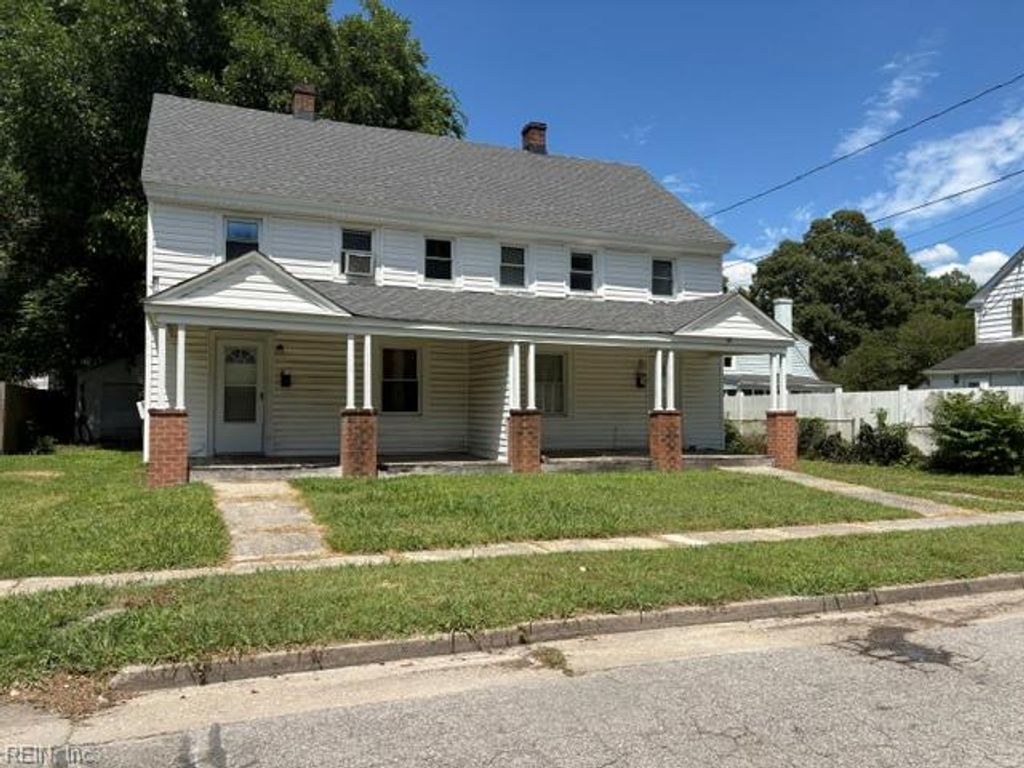 15 Cotton PL, Portsmouth, VA 23702
