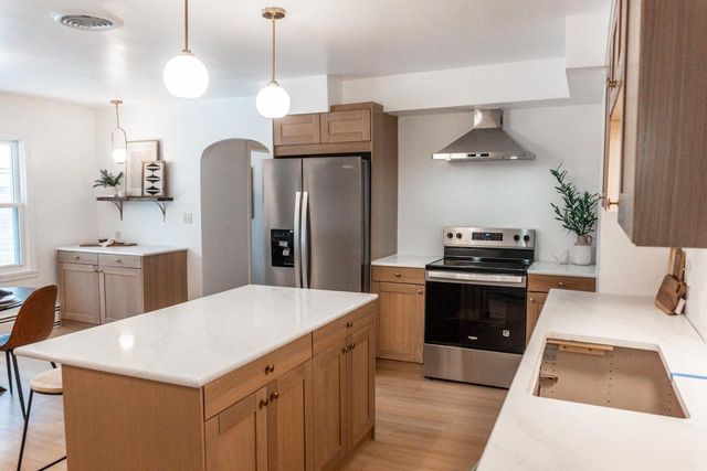 8114 VANABEL STREET, Kaukauna, WI 54130