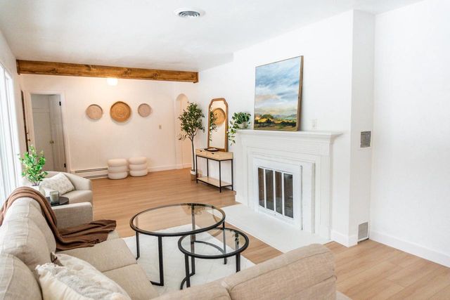 8114 VANABEL STREET, Kaukauna, WI 54130