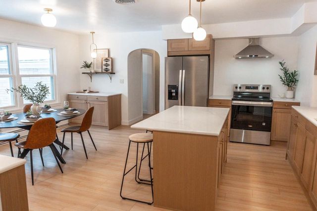 8114 VANABEL STREET, Kaukauna, WI 54130