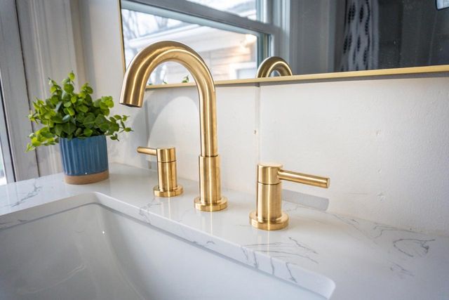 8114 VANABEL STREET, Kaukauna, WI 54130