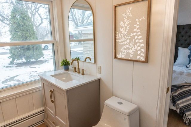 8114 VANABEL STREET, Kaukauna, WI 54130