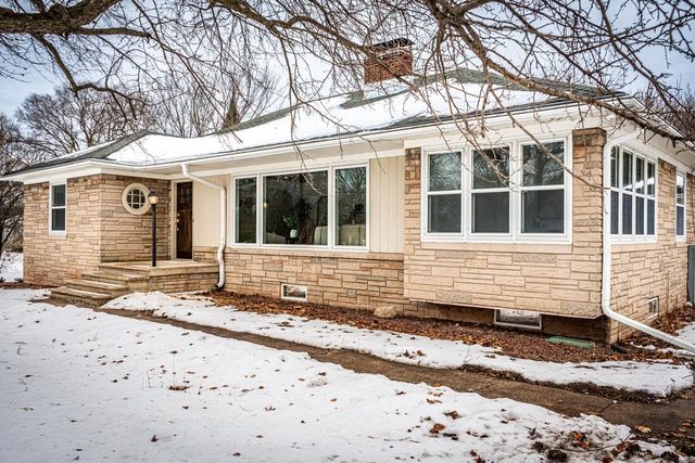 8114 VANABEL STREET, Kaukauna, WI 54130