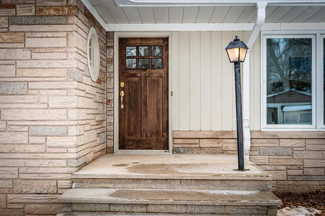 8114 VANABEL STREET, Kaukauna, WI 54130