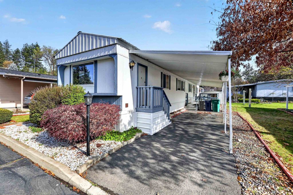 208 S Neyland Rd, Liberty Lake, WA 99019 photo 2