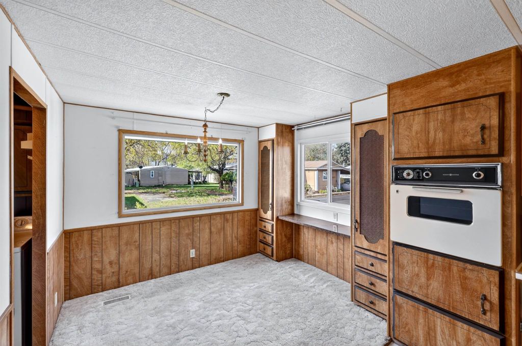 208 S Neyland Rd, Liberty Lake, WA 99019 photo 17