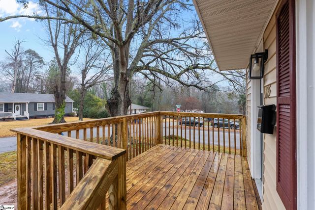 105 Whitener Avenue, Spartanburg, SC 29306